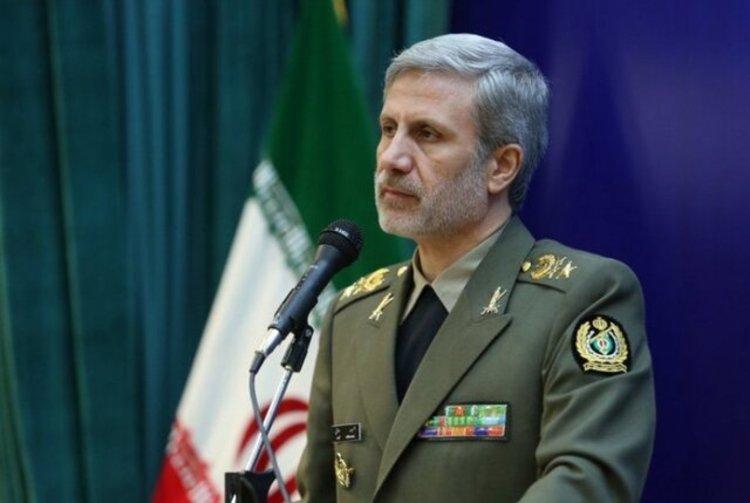واکنش وزیر دفاع به تهدید نفتکش های ایران توسط آمریکا